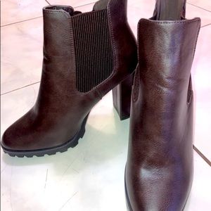 Brown Ankle Boots from Shoedazzle size 10